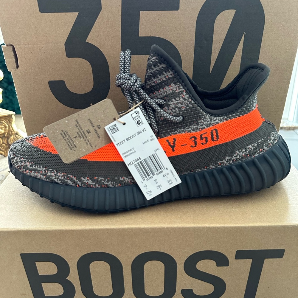 Yeezy boost 350 V2